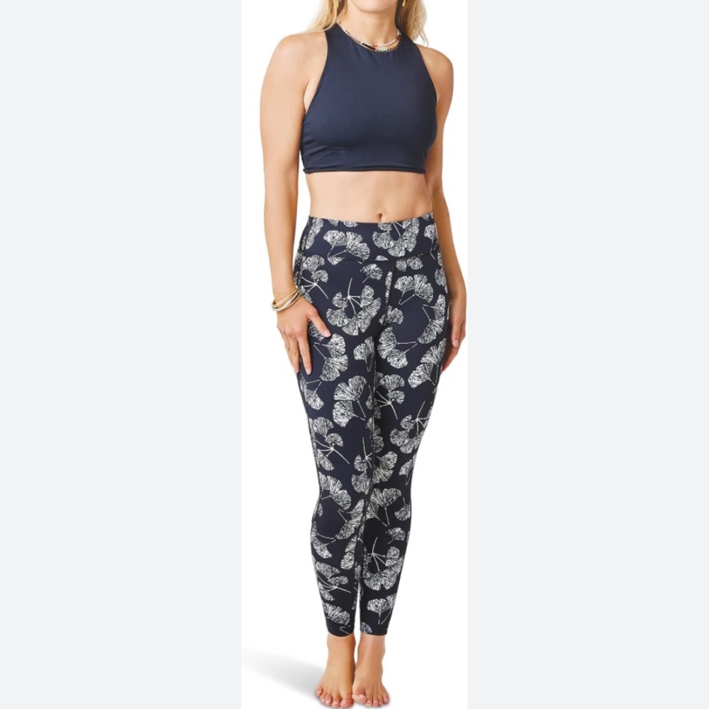 NWOT Carve Designs Sanitas Hi Rise Leggings Black Small